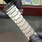 Hublot Plain Metallic Watch with date